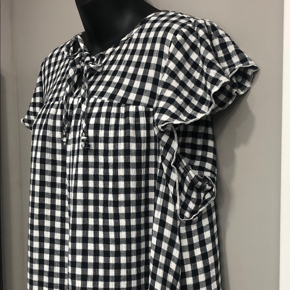 Denver Hayes Black and White Gingham Tie-Neck Ruffled Shift Dress - Picture 4 of 13